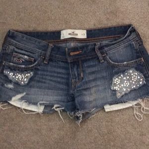Size 3 (W26) Hollister Shorts